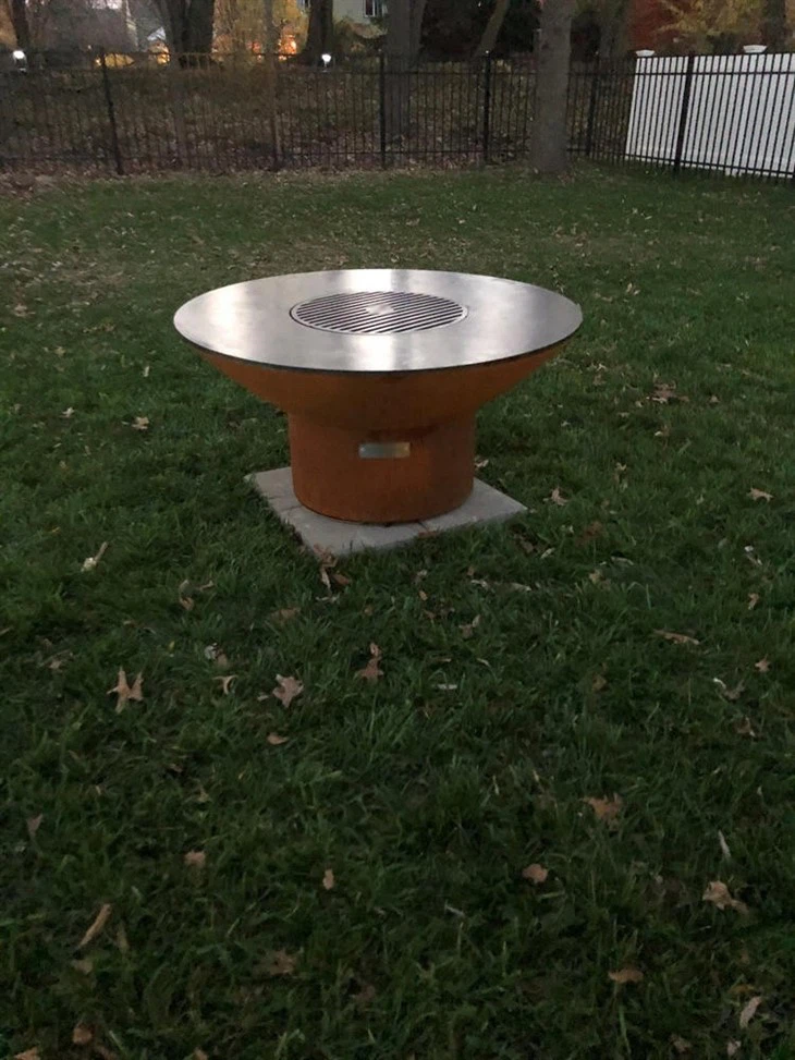 Modern Circular BBQ Grill